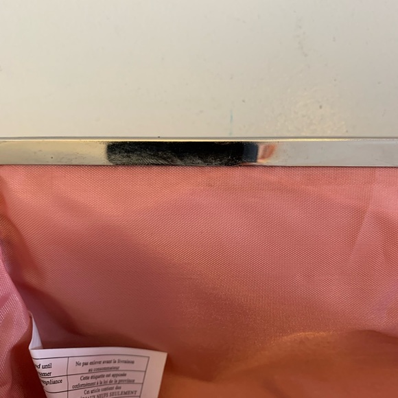 Chinese Laundry clutch - Picture 6 of 7